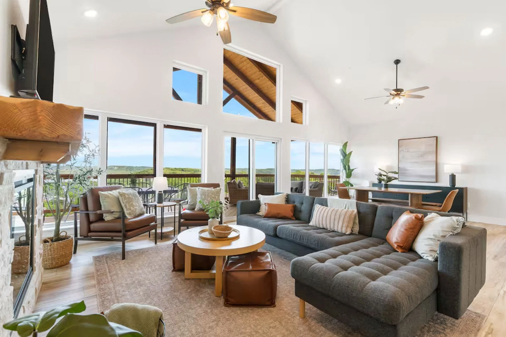 The Table Rocker | 5BR Lakeview Cabin with Hot Tub, Game Room